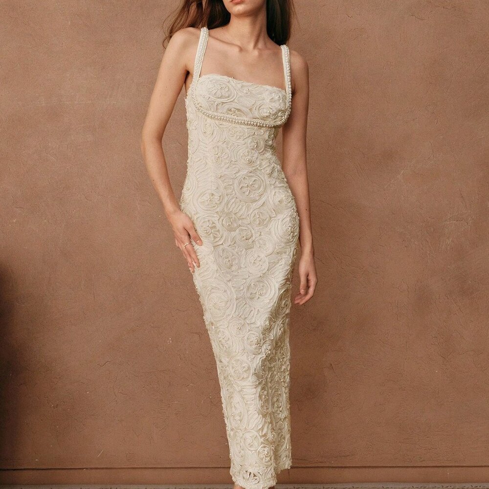 Apricot Elegant Women's Waist Cinching Spaghetti Strap Guest Dress - Picture 4 of 7